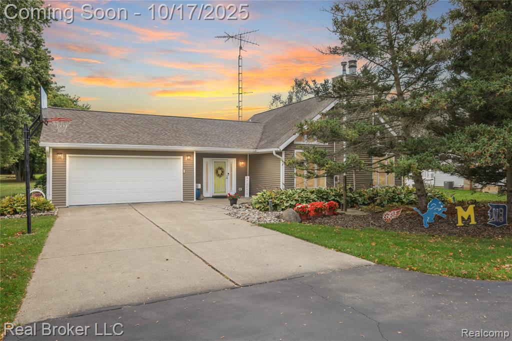 8380 N Linden Road, Mount Morris, MI 48458 — Photo 2