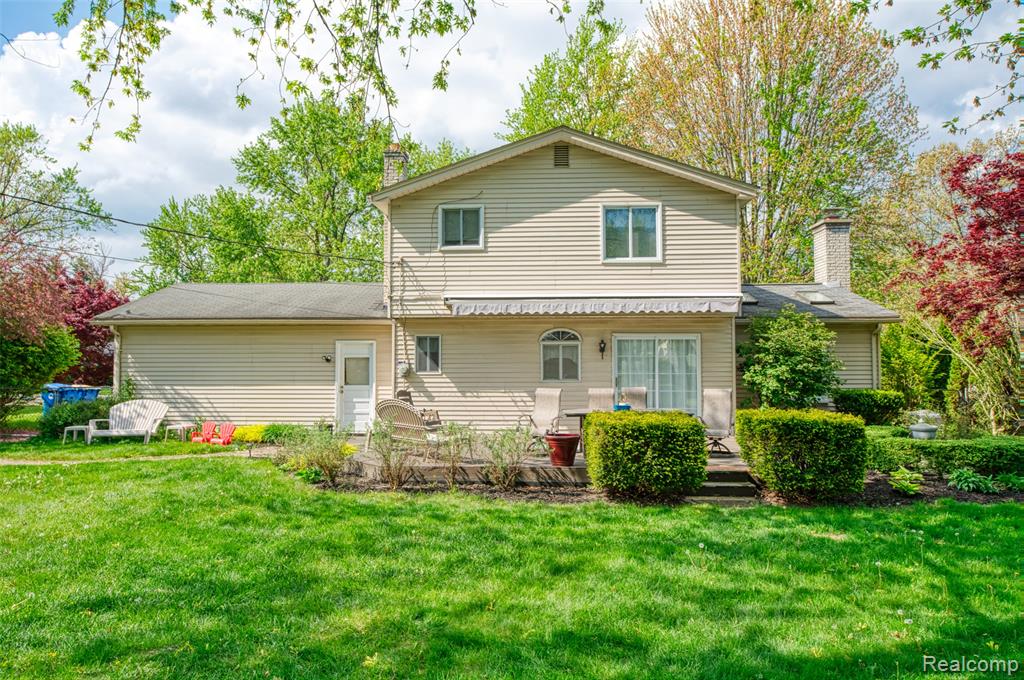 4231 Stanley Court, Waterford, MI 48329 — Photo 28