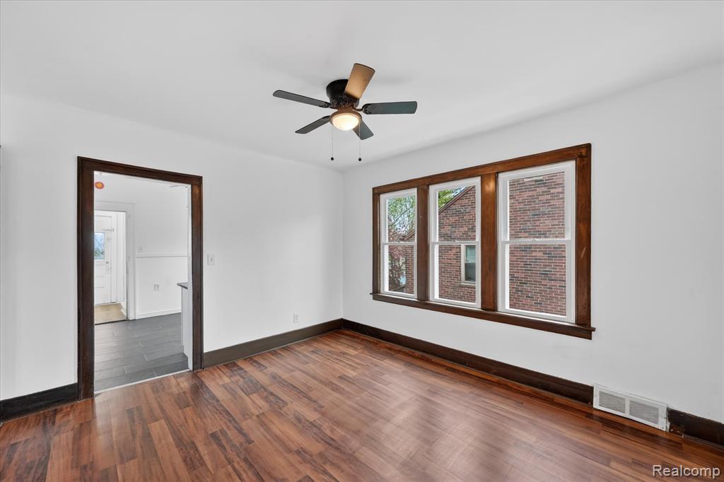 368 Piper Boulevard, Detroit, MI 48215 — Photo 29
