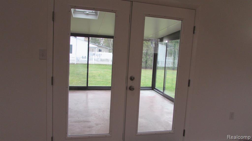 17486 POPLAR Street, Riverview, MI 48193 — Photo 24