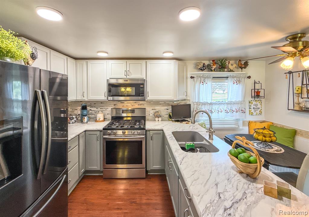 9032 W BRISTOL Road, Swartz Creek, MI 48473 — Photo 13