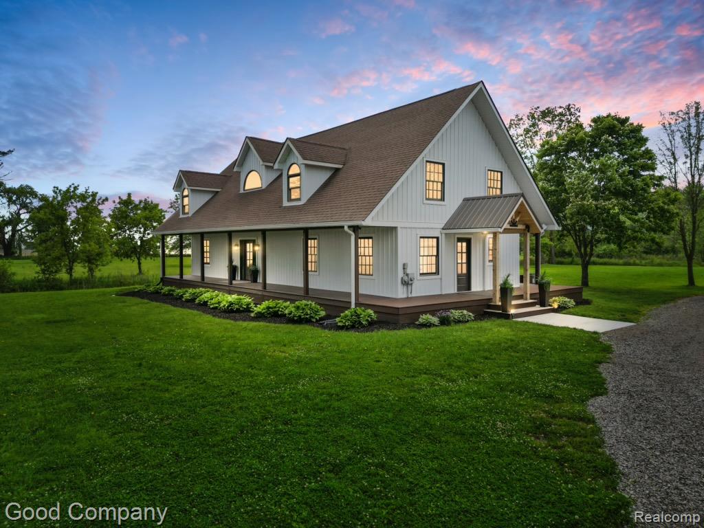 476 Bauman Road, Columbus, MI — Photo 2