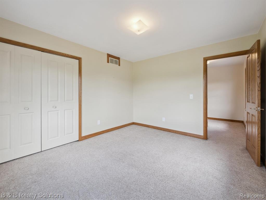 8560 Hough Road, Almont, MI 48003 — Photo 31