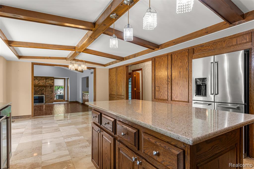 48367 Lake Valley Drive, Shelby Twp, MI 48317 — Photo 12