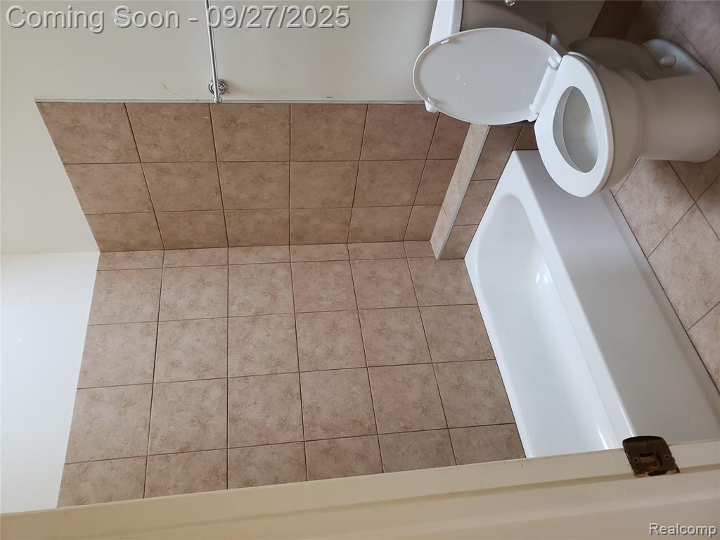 40050 Crosswinds, Novi, MI — Photo 12