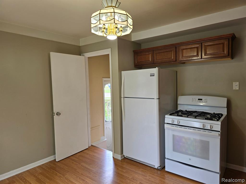 28741 KATHRYN Street, Garden City, MI — Photo 6