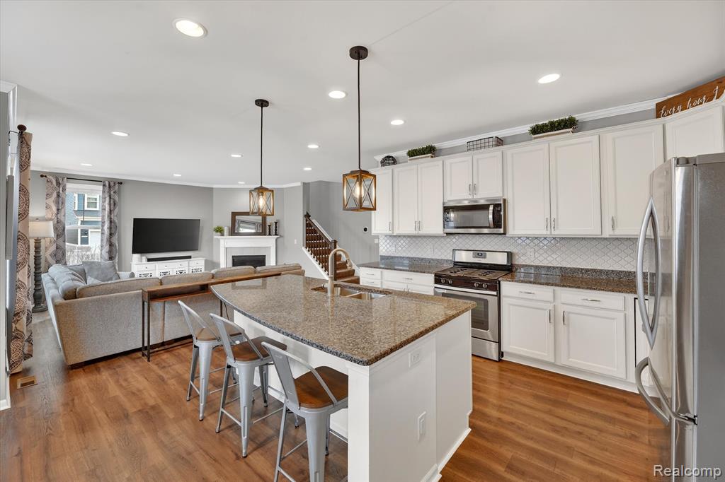 990 Shay Street E, Canton, MI 48188 — Photo 20