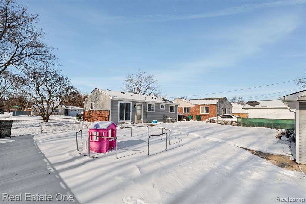 9535 Chamberlain Street, Romulus, MI 48174 — Photo 20