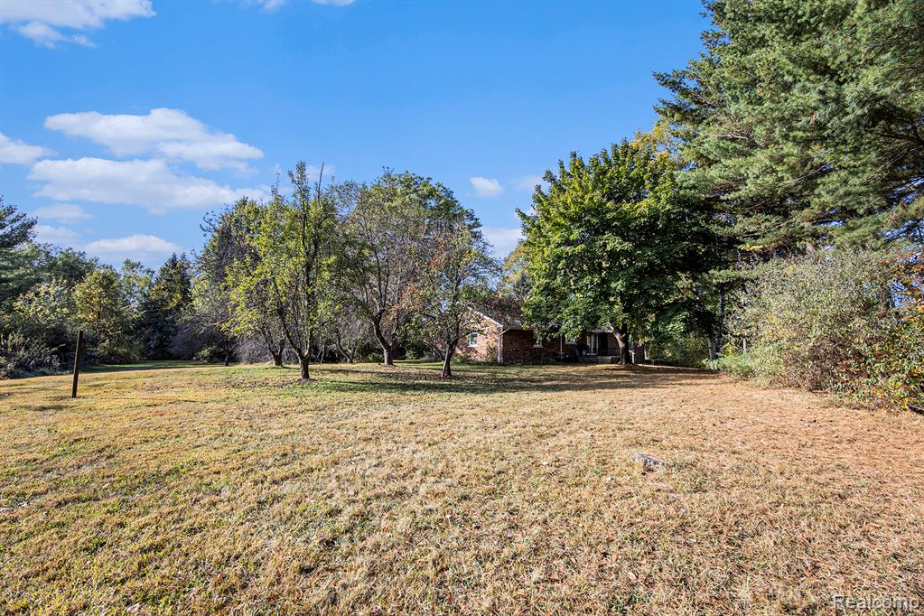 2805 Oakview Drive, Dryden, MI 48428 — Photo 22
