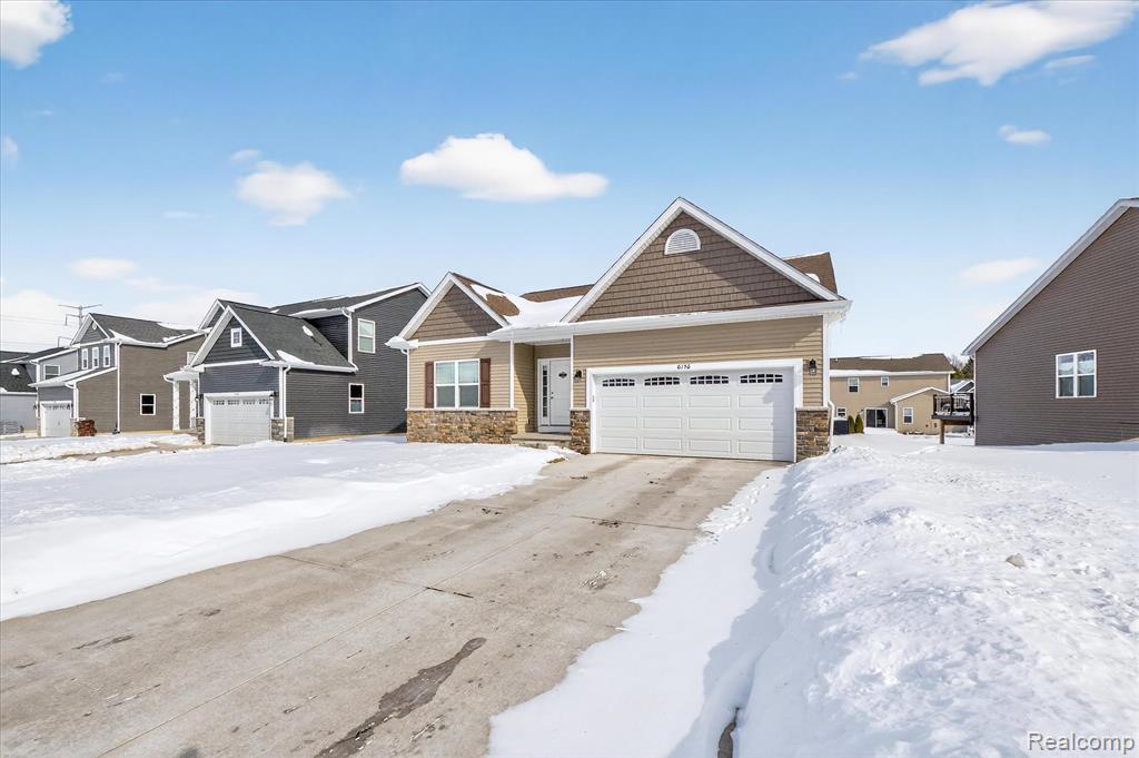 6156 Summerbrooke Circle, Fowlerville, MI 48836 — Photo 2