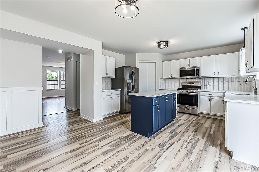 8067 Beechwood Boulevard, Dexter, MI 48130 — Photo 17
