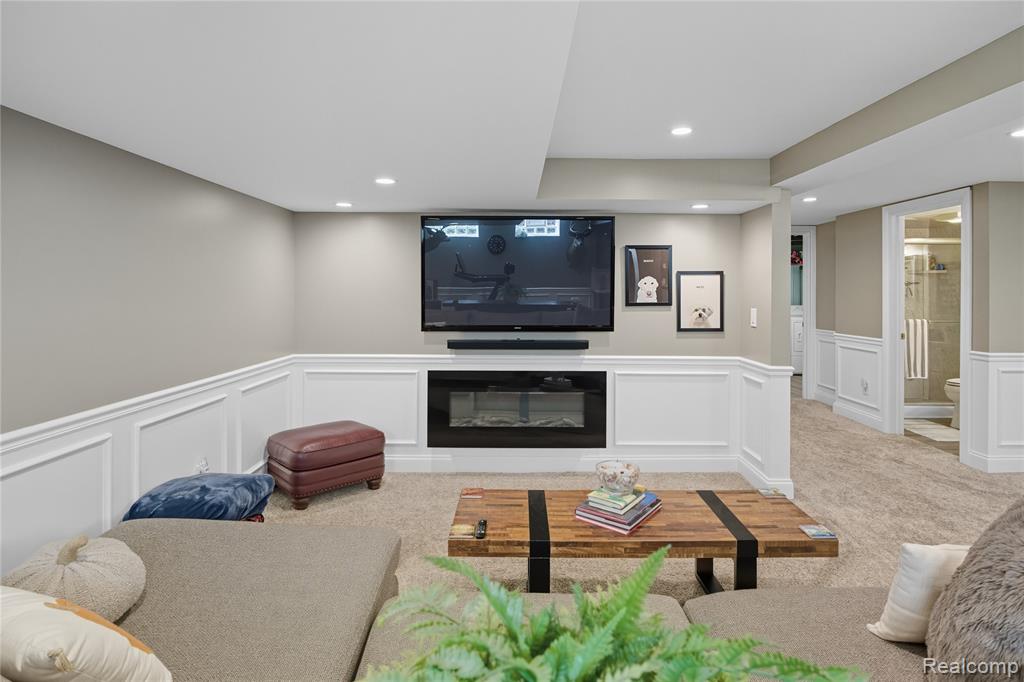 9840 Brookfield Street, Livonia, MI 48150 — Photo 34