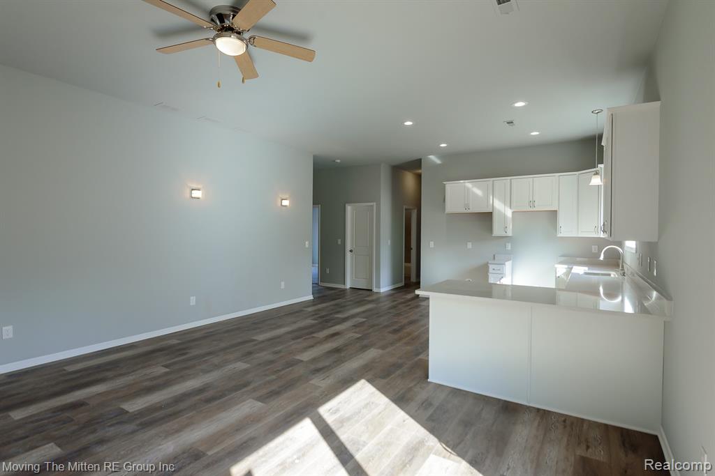 43001 Willow Road, New Boston, MI 48164 — Photo 3