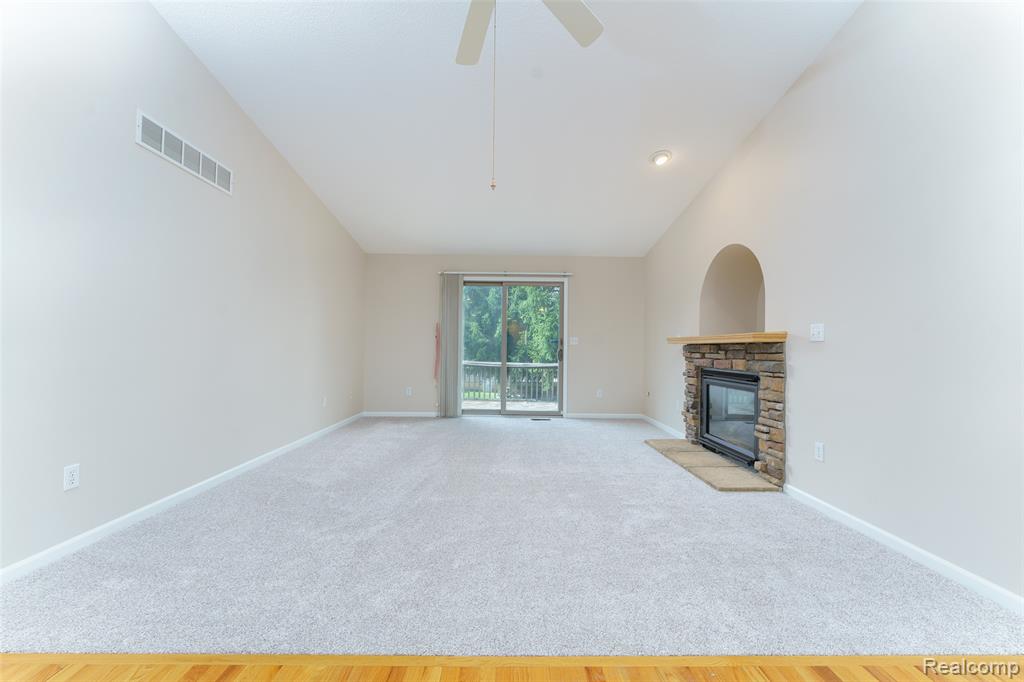 216 Canterbury Court, Linden, MI 48451 — Photo 8