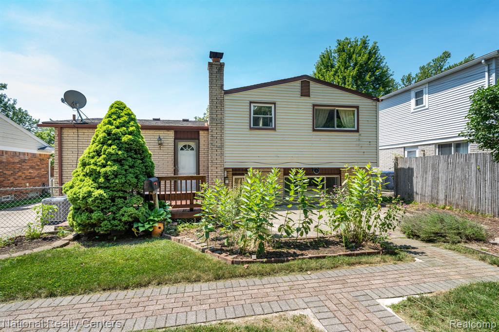 8308 Orhan Street, Canton, MI 48187 — Photo 28