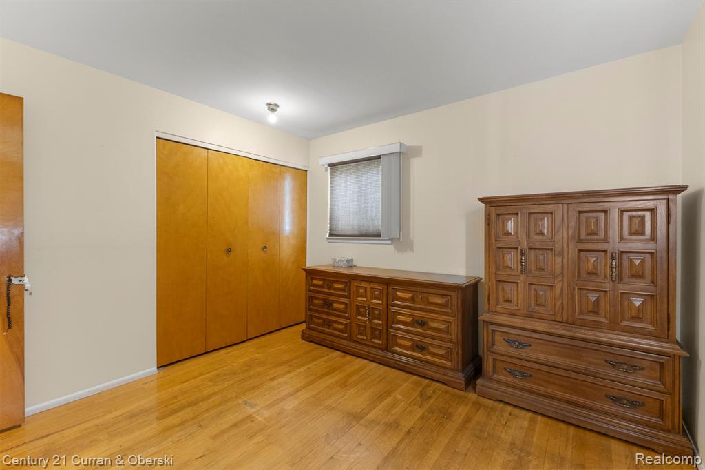 6483 COLONIAL Street, Dearborn Heights, MI 48127 — Photo 17