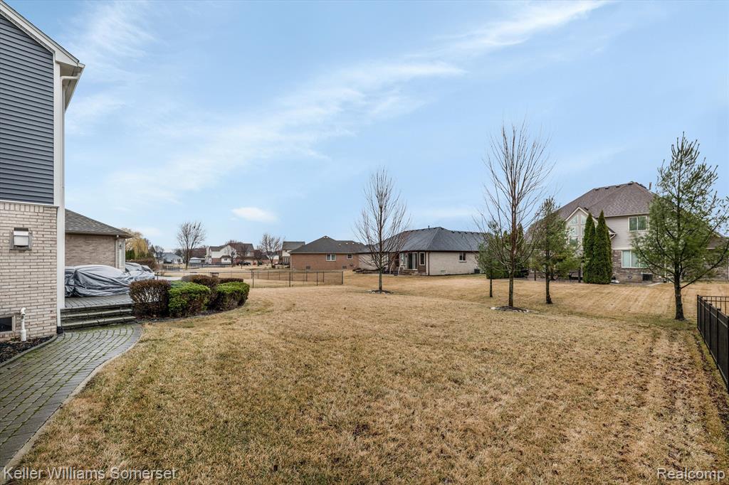 46672 TWIN CITY Trail, Macomb, MI 48044 — Photo 40