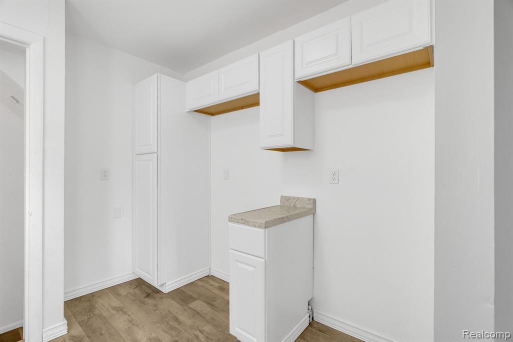 6235 Rosemont Avenue, Detroit, MI 48228 — Photo 12