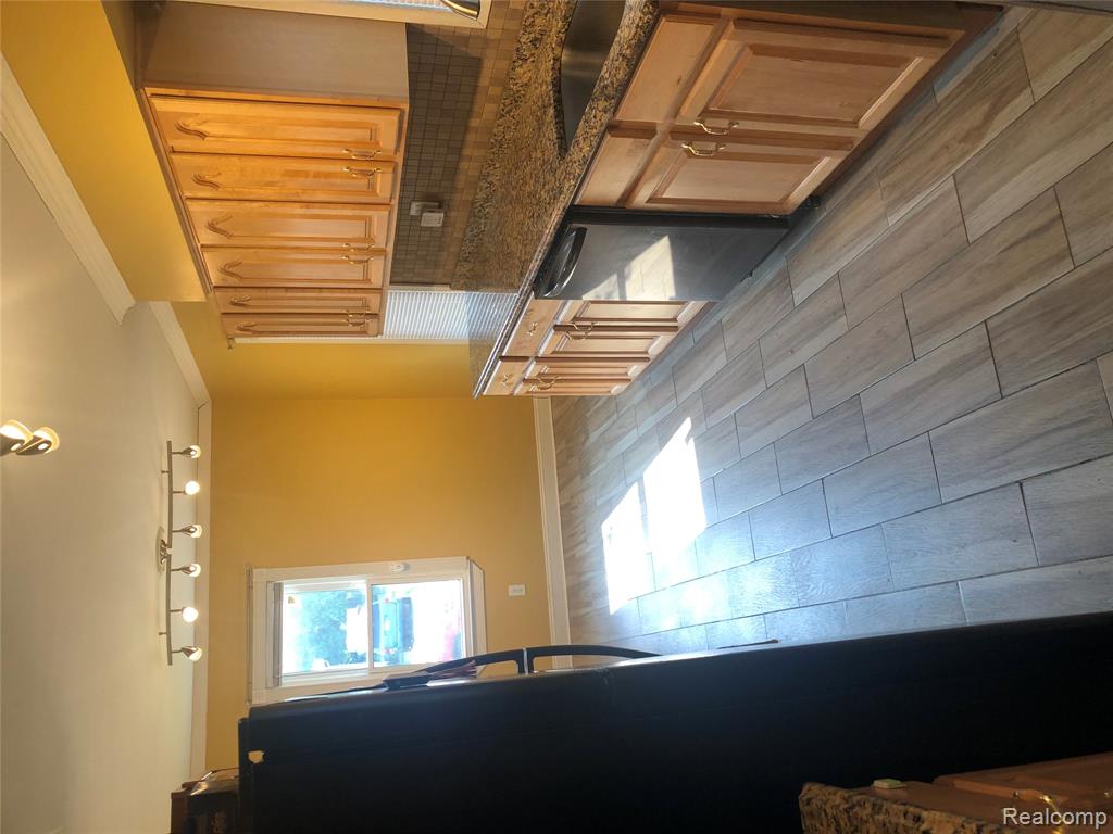 4715 CULVER Street, Dearborn Heights, MI 48125 — Photo 15