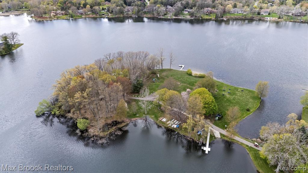 398 Shrewsbury Drive, Clarkston, MI 48348 — Photo 95