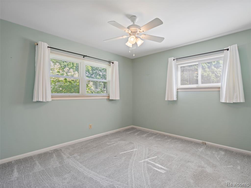 6773 Transparent Avenue, Clarkston, MI — Photo 34