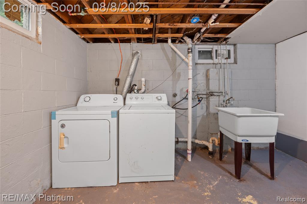 708 Elmwood Drive, Fenton, MI 48430 — Photo 22