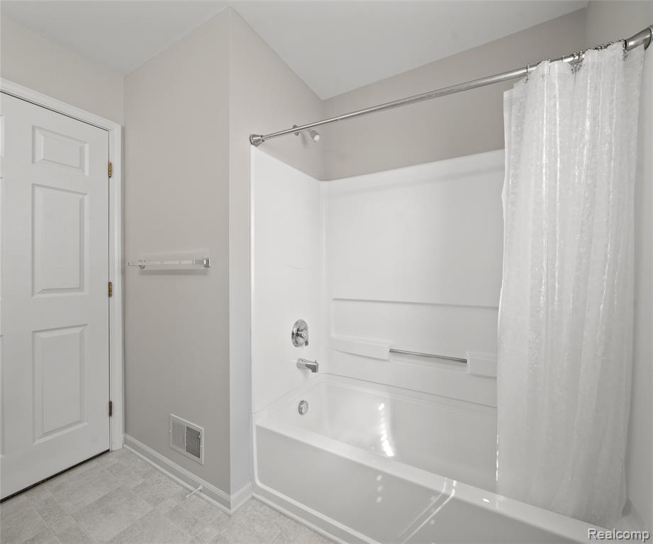 4090 Brighton Lane, 91, Canton, MI 48188 — Photo 47