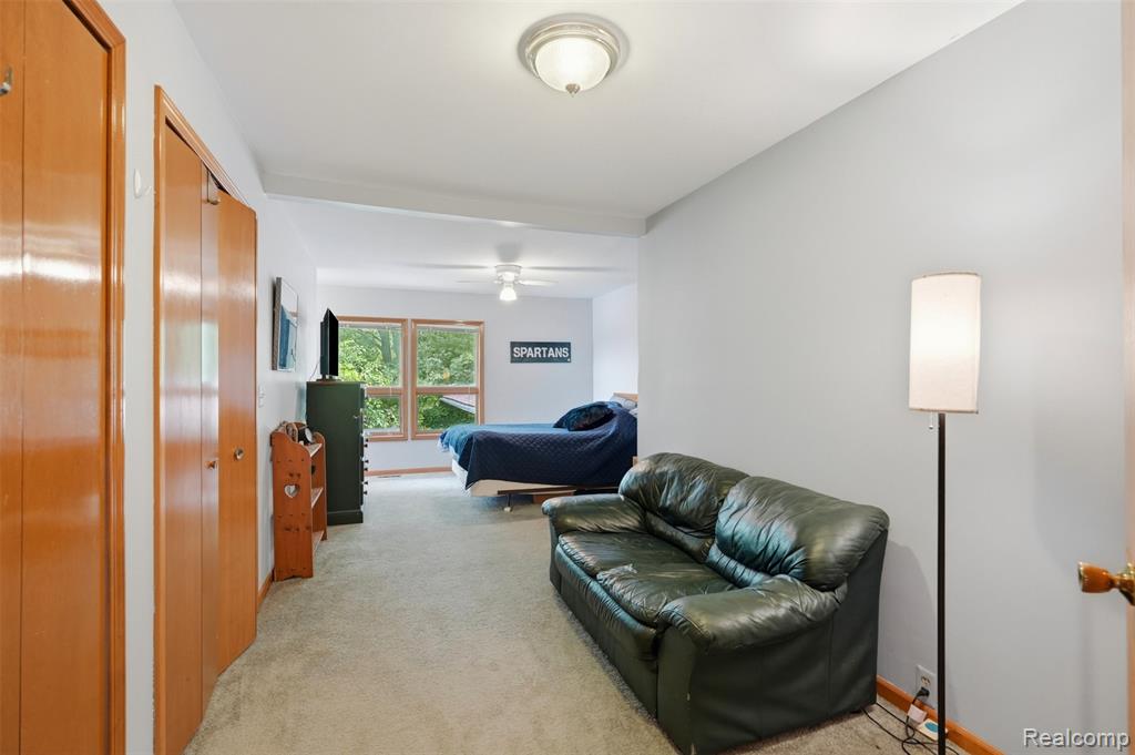 11034 Grand River Road, Brighton, MI 48116 — Photo 33