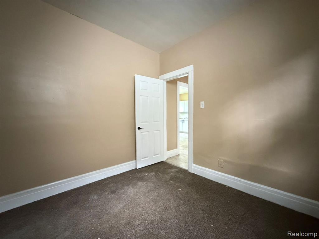 5565 FAIRVIEW Street, Detroit, MI 48213 — Photo 10