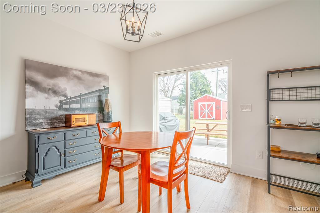 25800 Groveland, Roseville, MI 48066 — Photo 13