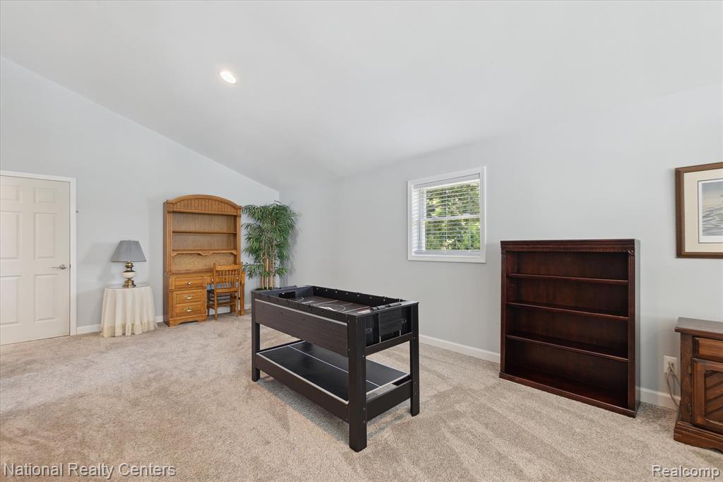 6130 Bullard Road, Fenton, MI 48430 — Photo 25