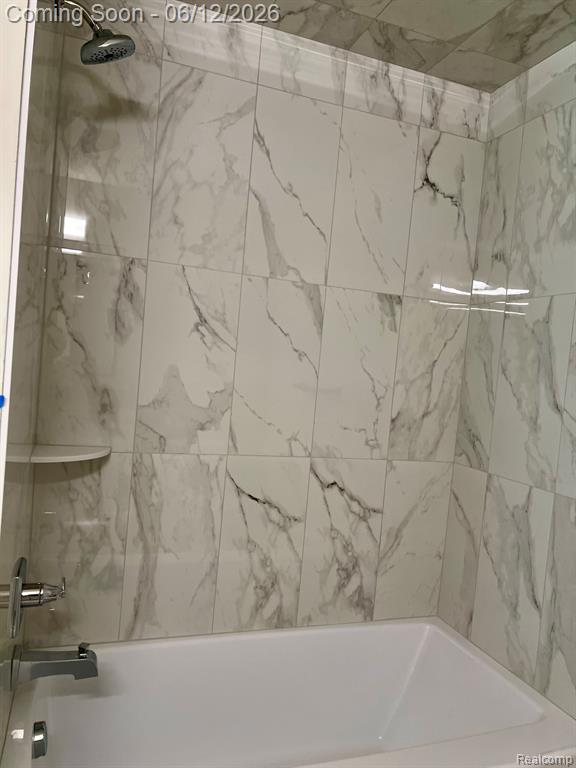 2934 W Walton Boulevard, Waterford, MI 48329 — Photo 35