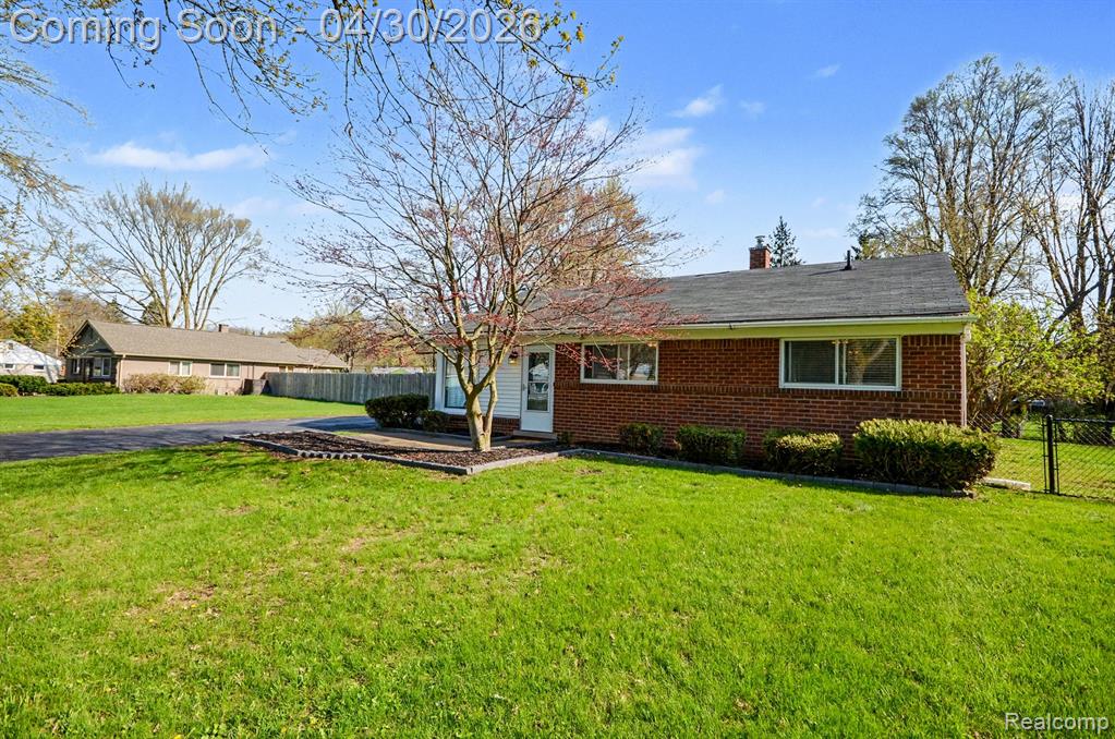 4884 Sundale Drive, Clarkston, MI — Photo 5