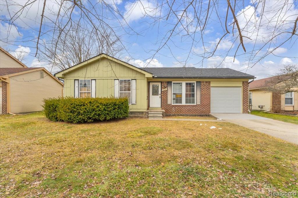 1402 Heritage Drive, Canton, MI 48188 — Photo 2