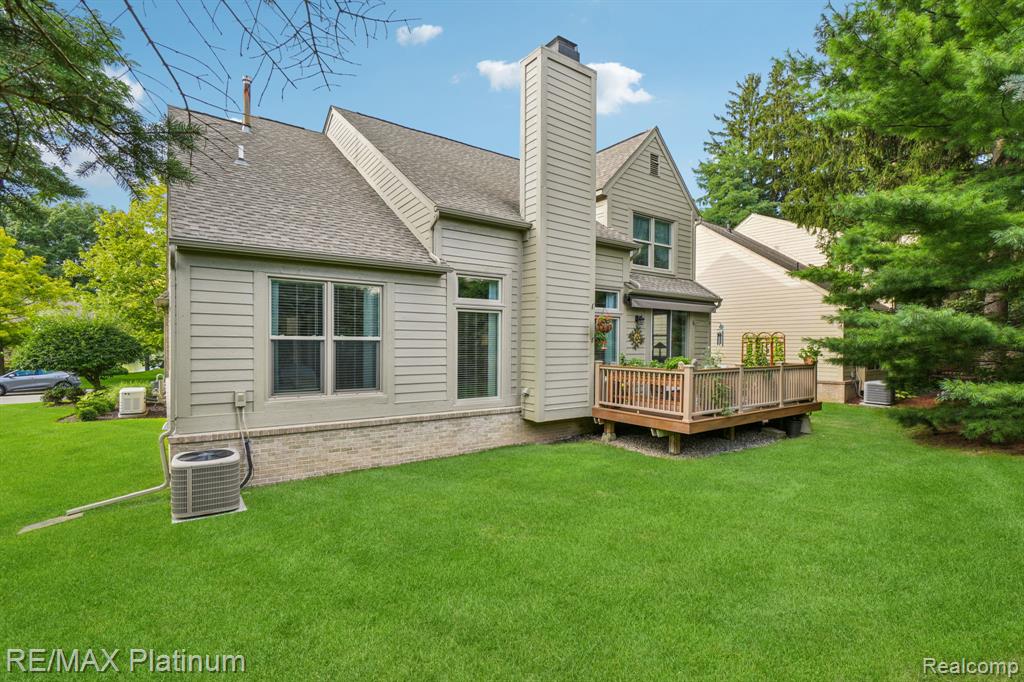 4663 Huntington Drive, Brighton, MI 48116 — Photo 33
