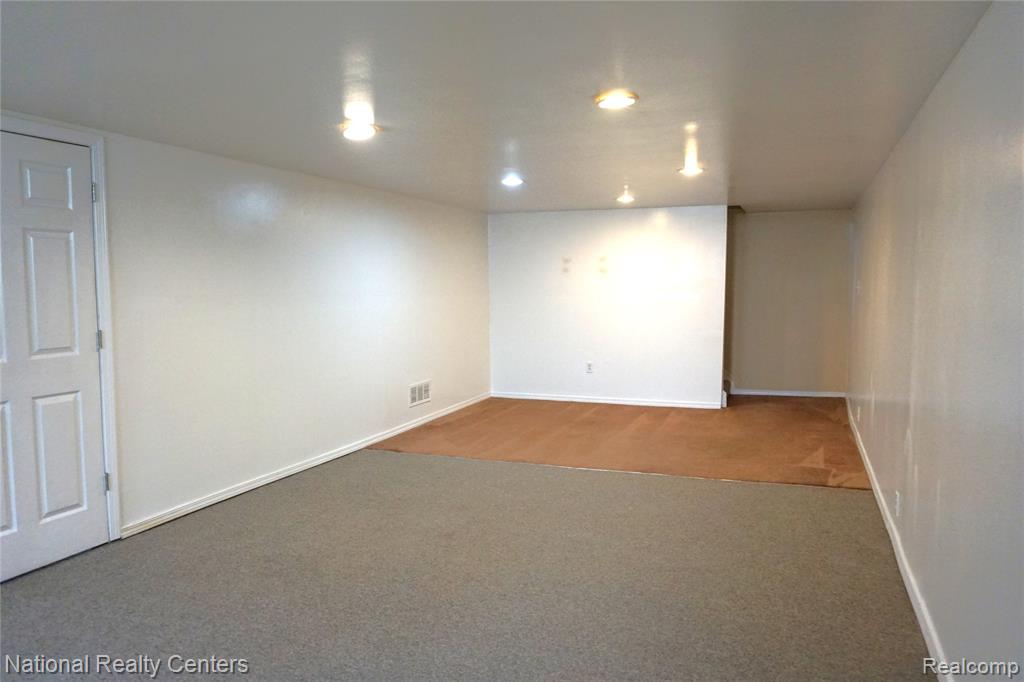 33420 Cherry Hill Road, Garden City, MI — Photo 13