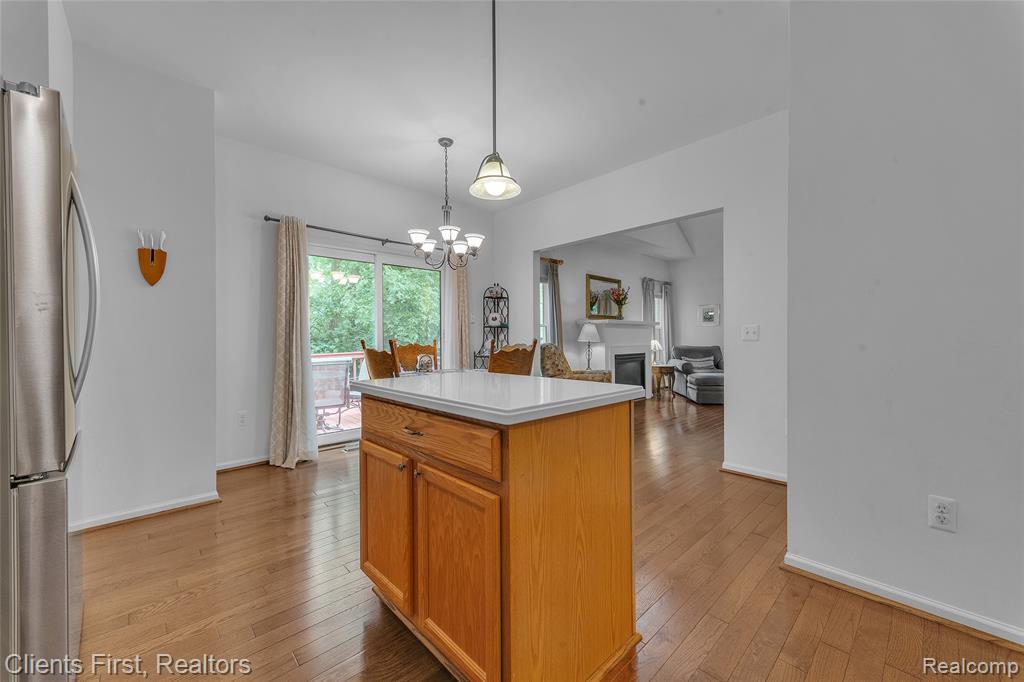 530 CONCORD Drive, Canton, MI 48188 — Photo 13