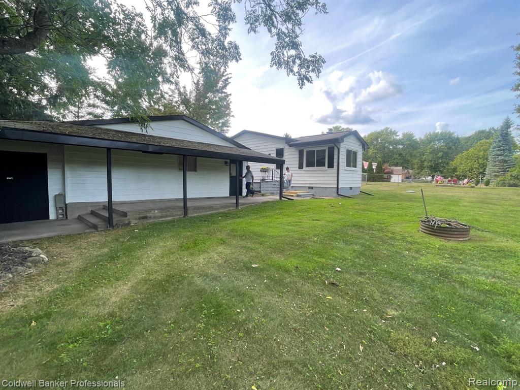 2761 Gorlad Street, Orion, MI — Photo 6