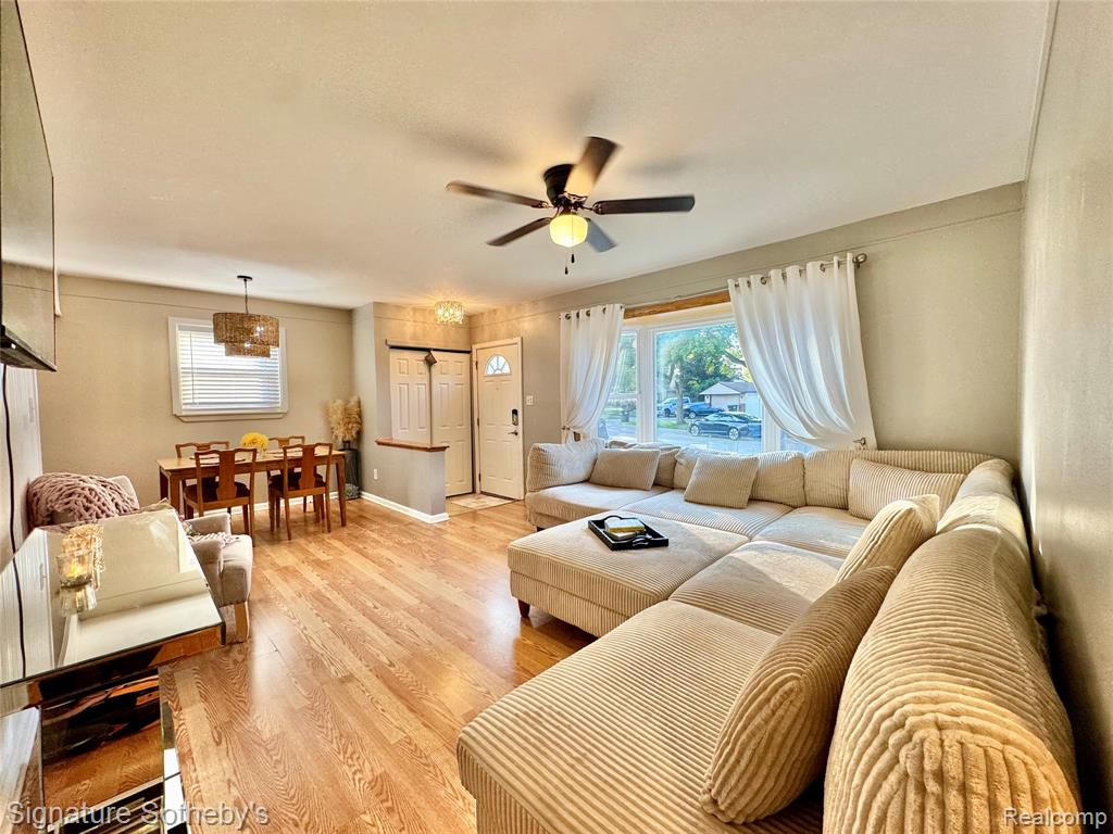 9715 Sylvester Street, Taylor, MI 48180 — Photo 11
