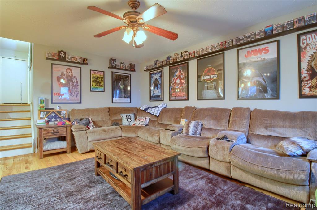 5739 Harrison Street, Garden City, MI — Photo 4