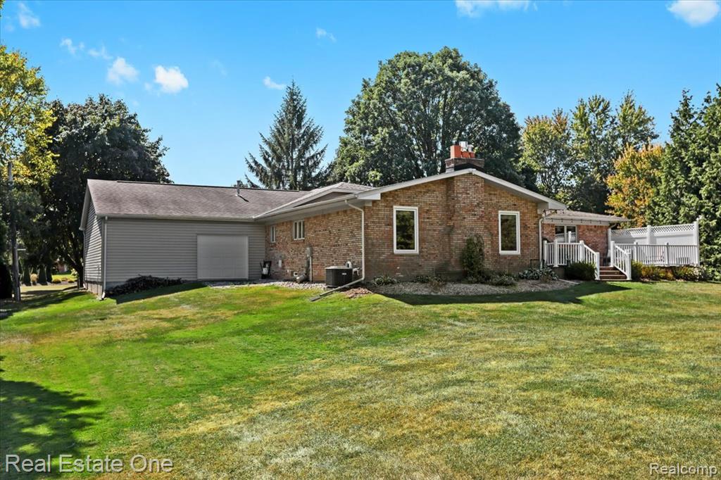 44650 W 11 Mile Road, Novi, MI — Photo 36