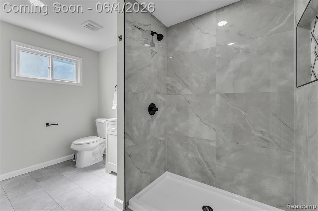2890 Beland Avenue, Keego Harbor, MI 48320 — Photo 23