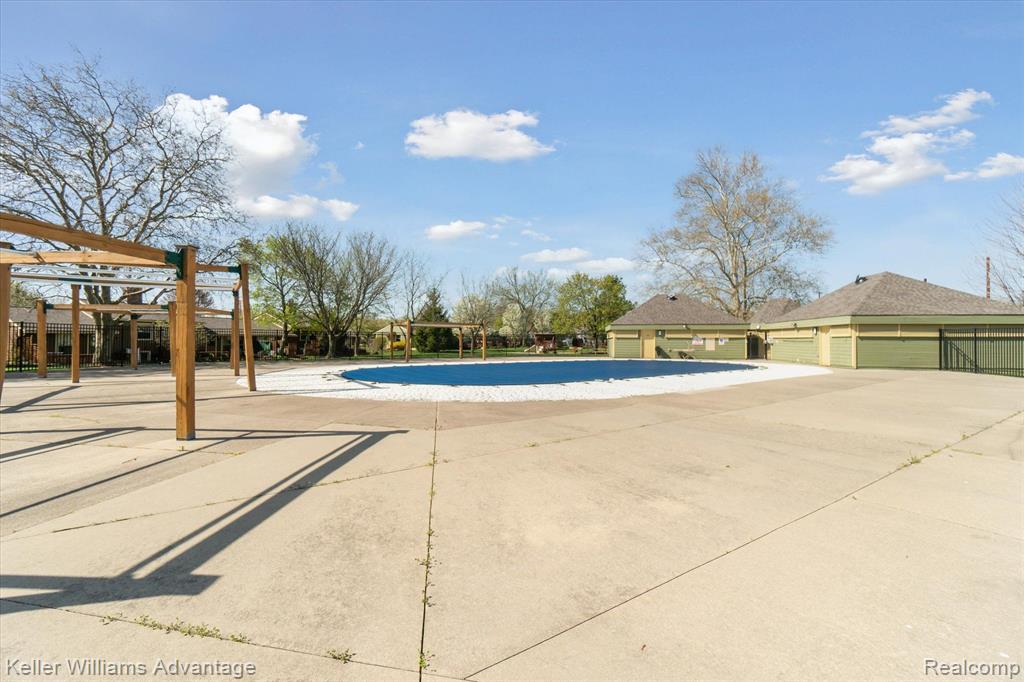 2418 PITTSFIELD Boulevard, Ann Arbor, MI 48104 — Photo 34