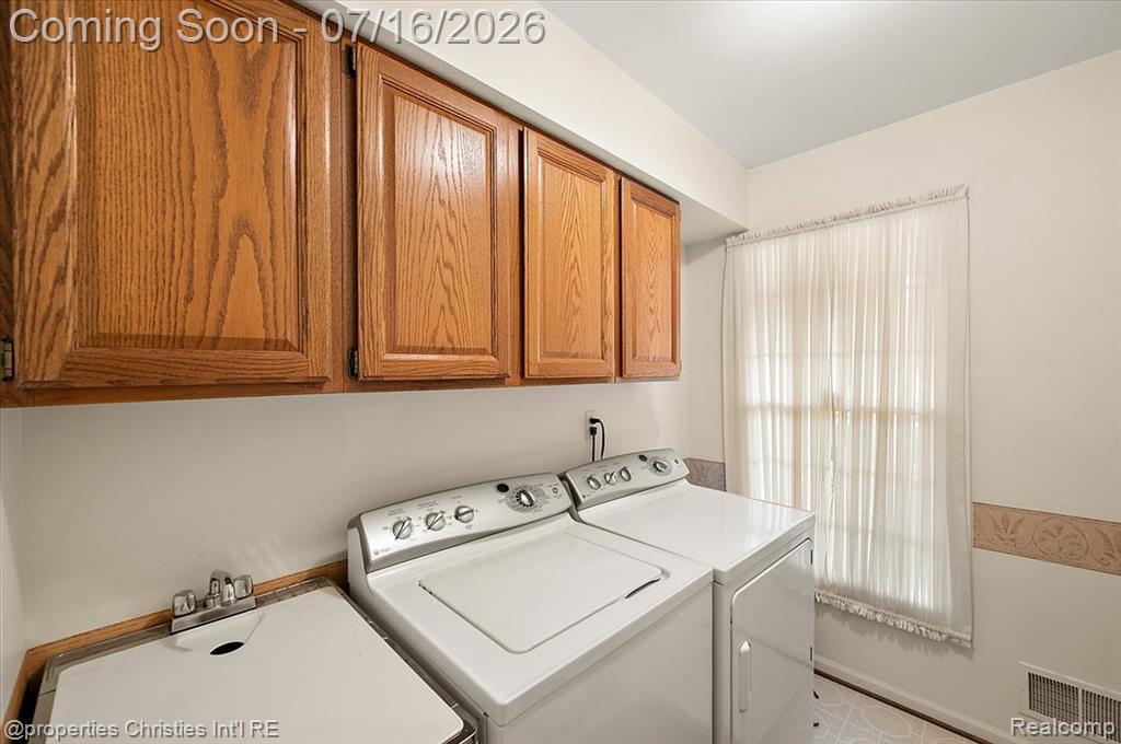 969 Whitegate Drive, Northville, MI 48167 — Photo 31