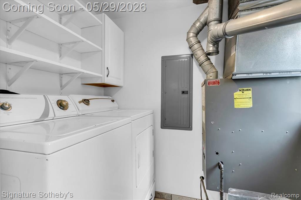 536 Wood Street, Fenton, MI 48430 — Photo 17