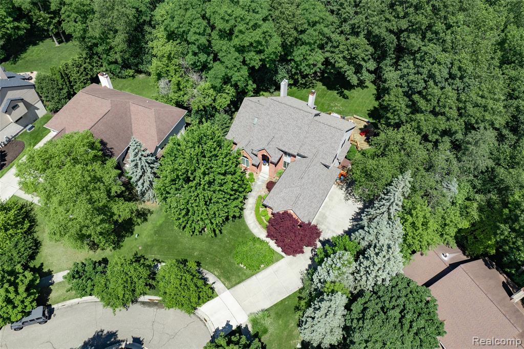 7422 Autumn Hill Drive, West Bloomfield, MI 48323 — Photo 42