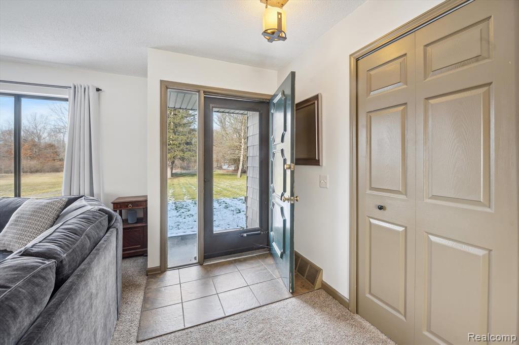 2843 GANNON Road, Howell, MI 48855 — Photo 5