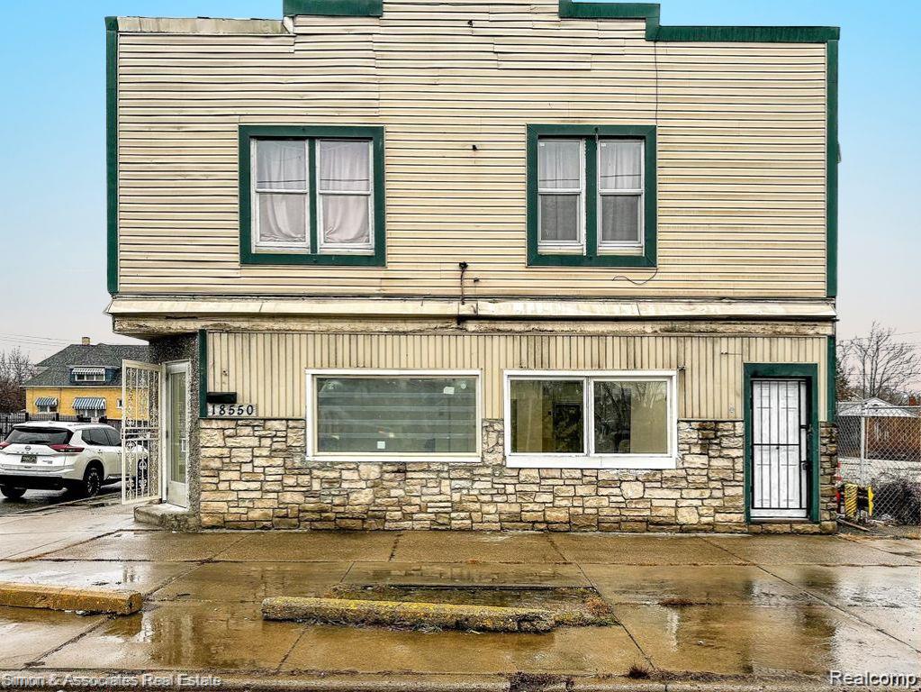 18550 W Warren Avenue - Photo 4