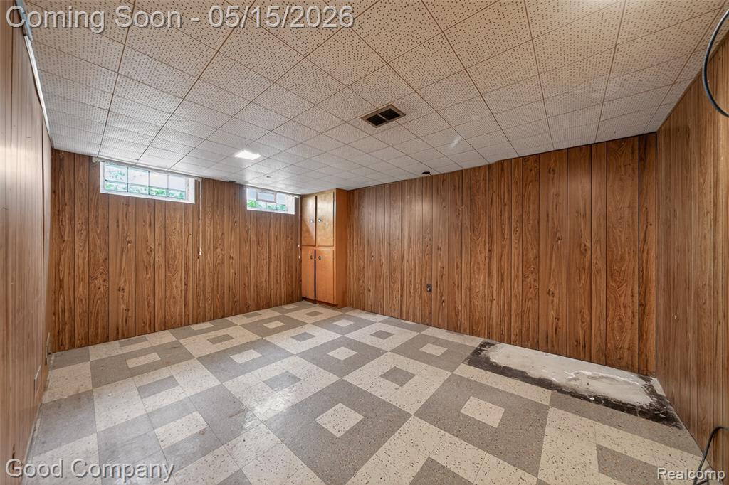 28303 Diesing Drive, Madison Heights, MI 48071 — Photo 16