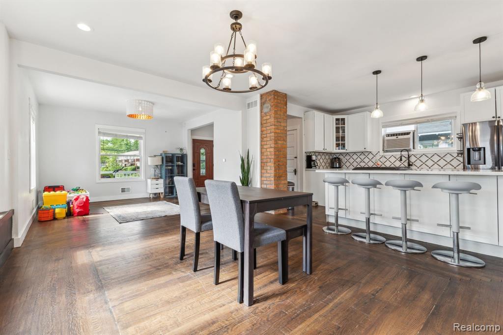 607 E LINCOLN Avenue, Royal Oak, MI 48067 — Photo 17
